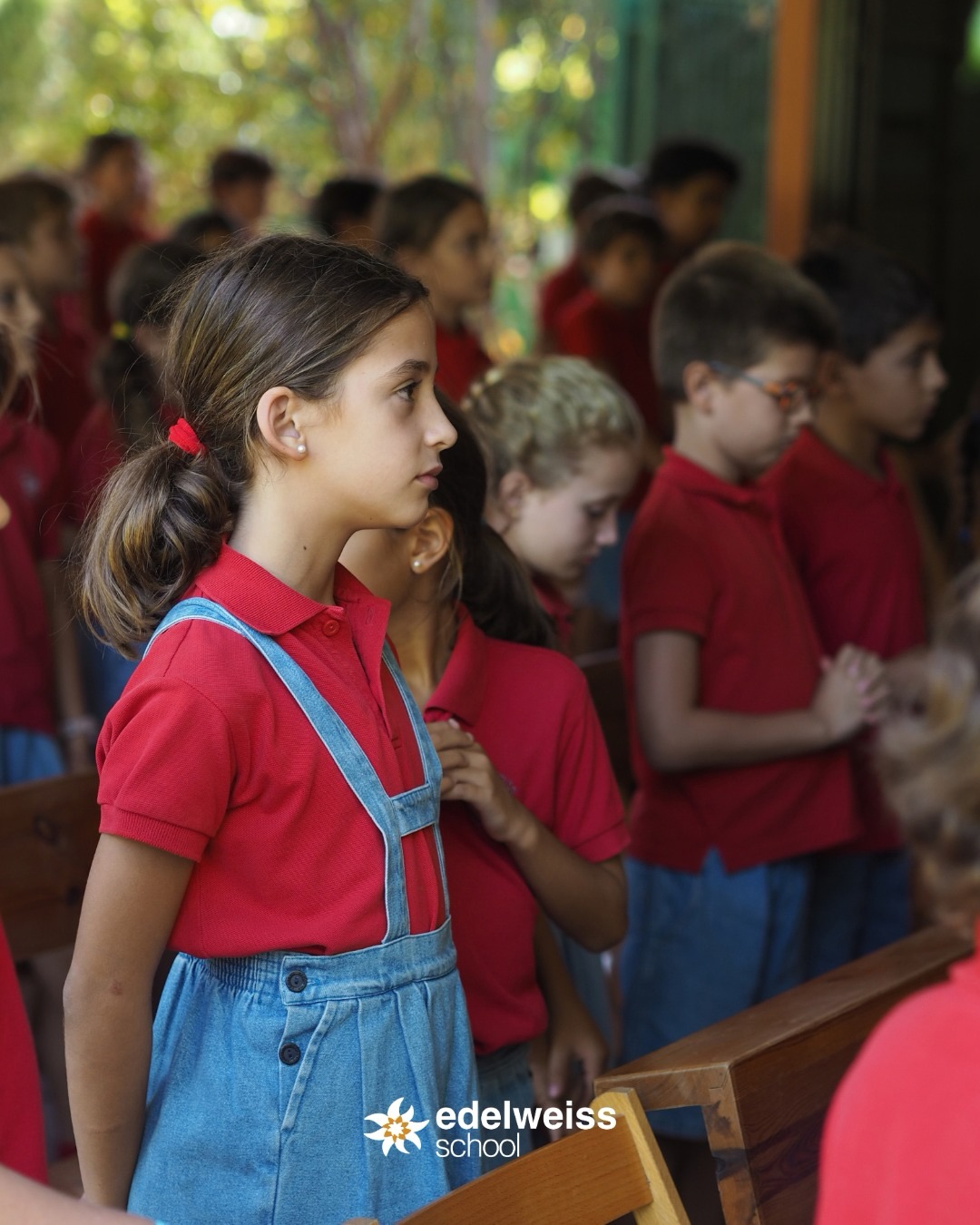Hoy hemos celebrado misa de inicio de curso con nuestros alumnos y profesores de Primaria. ✨
Damos las gracias a Dios por nuestro colegio, amigos y profesores y le pedimos que nos ayude a tener “un corazón abierto al otro” como dice nuestro lema de este curso.
#EdelweissSchool #colegiocatólicovalencia #FeelsLikeHome